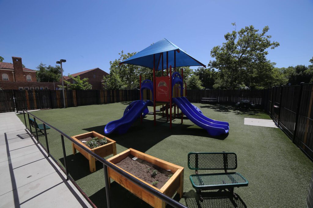 Merryhill School - V Street 1