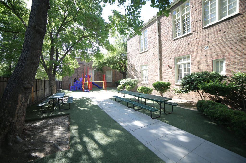 Merryhill School - V Street 1